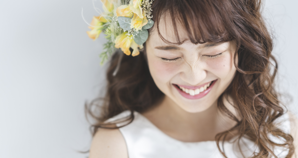 笑顔の女性